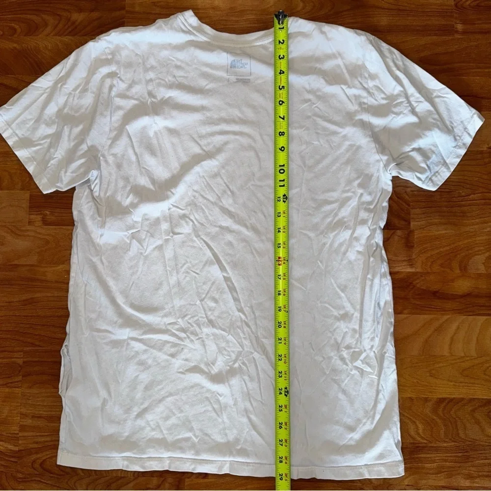 The North Face Shirt Mens L White Nature Lightweight Outdoors T-Shirt Casual TNF